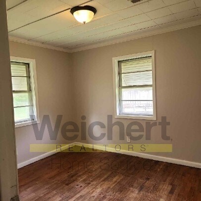 Photo - 104 S 13th Ave