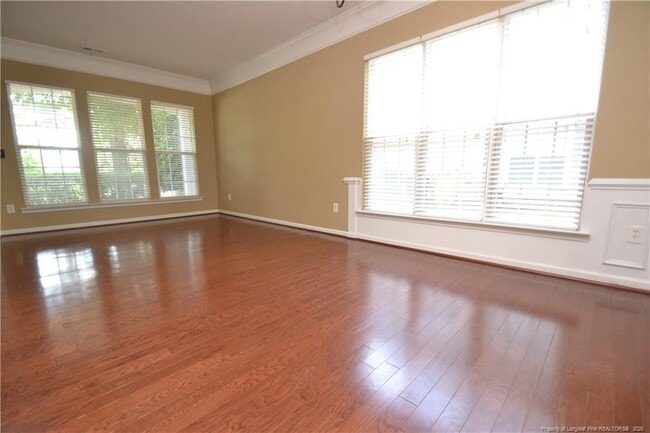 Photo - 3318 Colorcott St