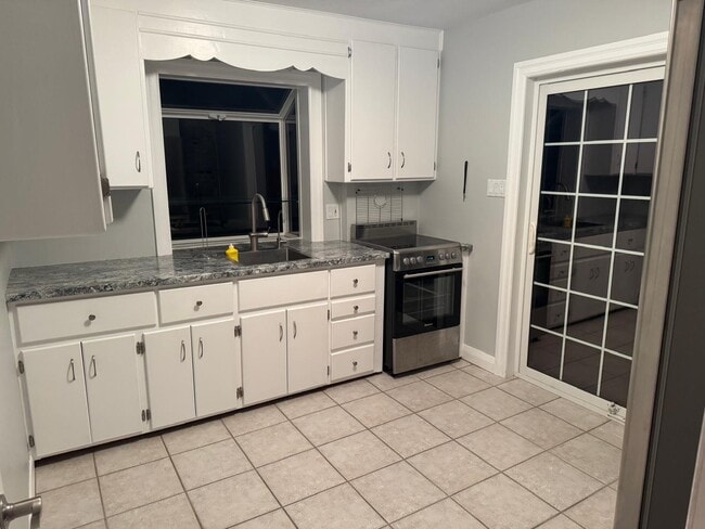 Photo - 378 Albert St