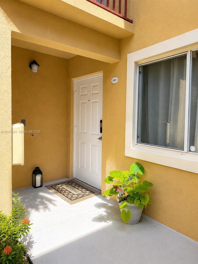 7830 NW 6th St Unit 103