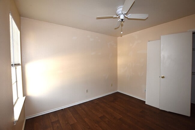 Photo - HP902 - 902-904 Sagewood Trail Unidad 904