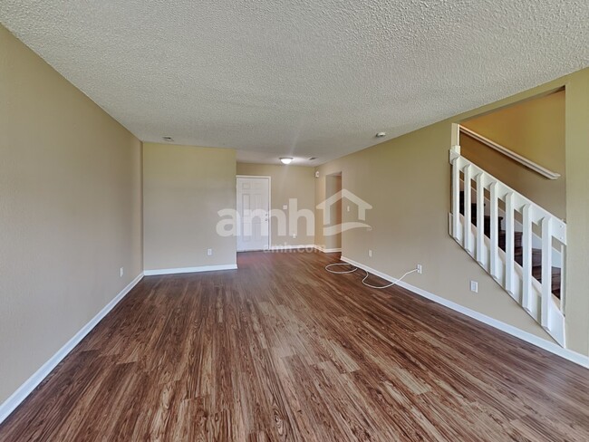 Photo - 6031 Draycott Dr