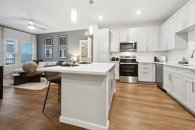 Ascend Ridgewood Lakes