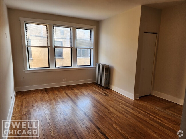 Building Photo - 1544 N Kedzie Ave Rental