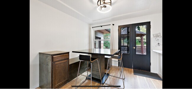 Photo - 7803 50th Ave E