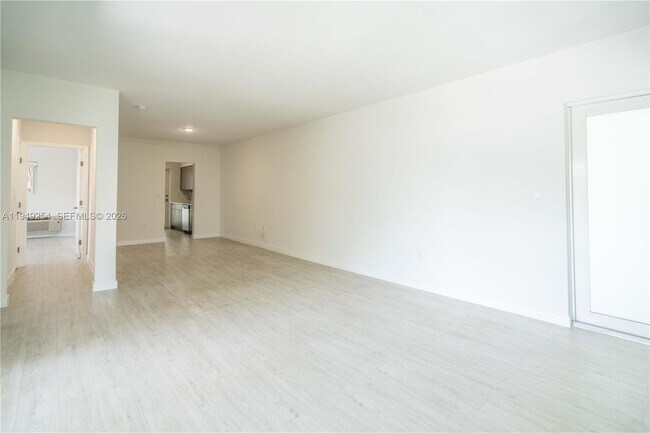 Photo - 1185 98th St Unit 6