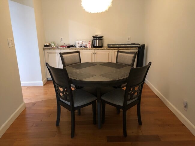 Photo - 600 W 9th St Unidad 507