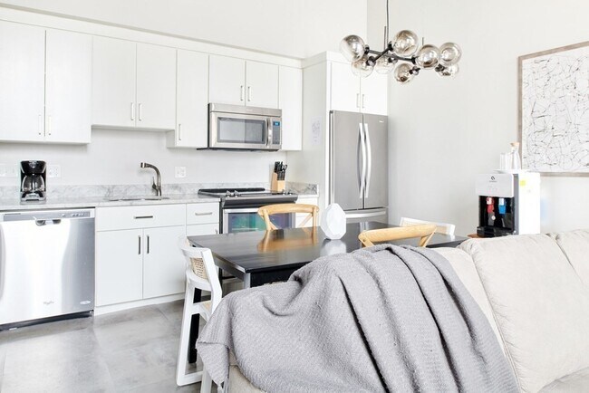 Photo - 630 Washington St Unit 406