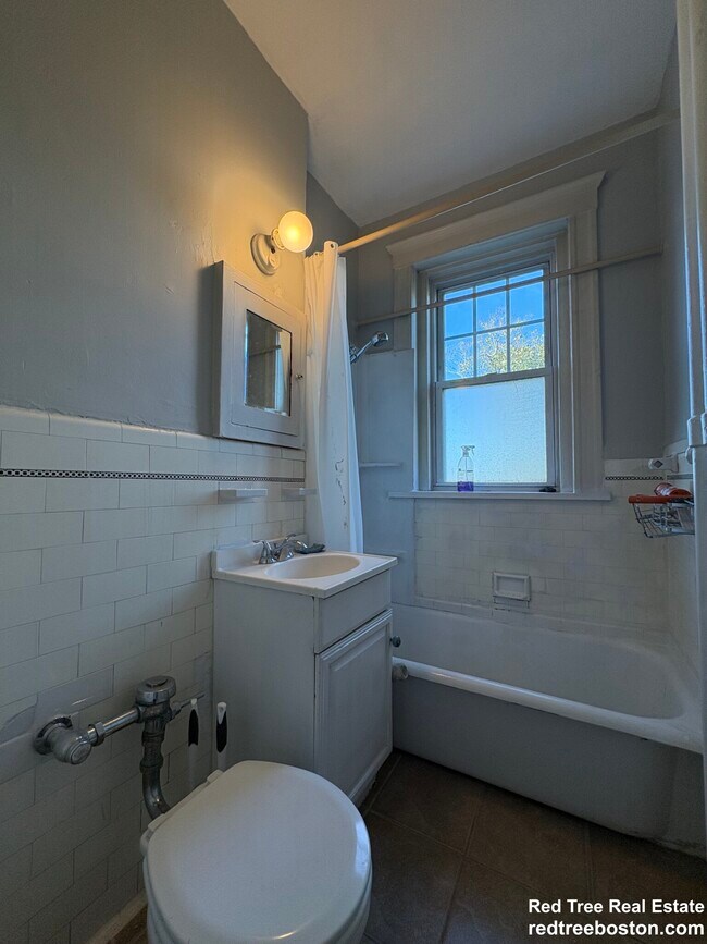 Photo - 321 S Huntington Ave Unidad 8