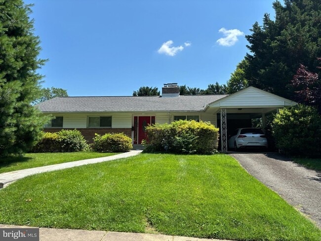 Building Photo - 7515 Granada Dr Rental