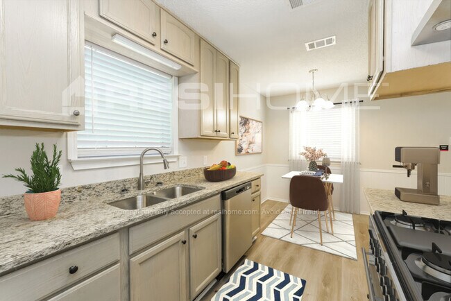 5339 Kemper Pl