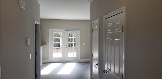 Photo - 28 Silk Oak Dr