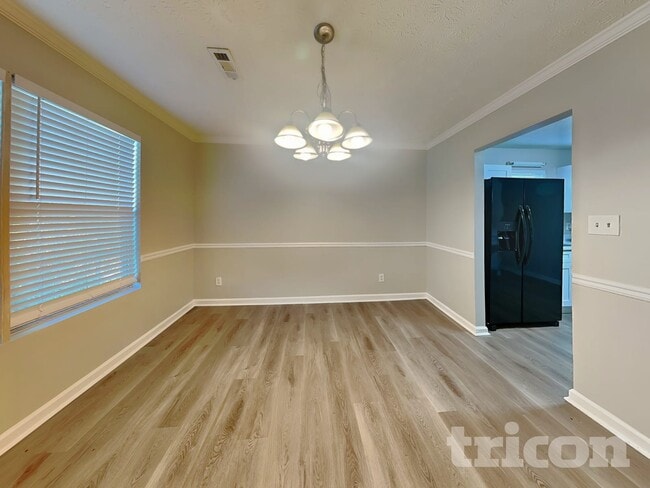 Photo - 2797 Priscilla Way