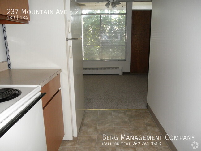 Building Photo - One Bedroom One Bath Heat Included Unit 2 Rental