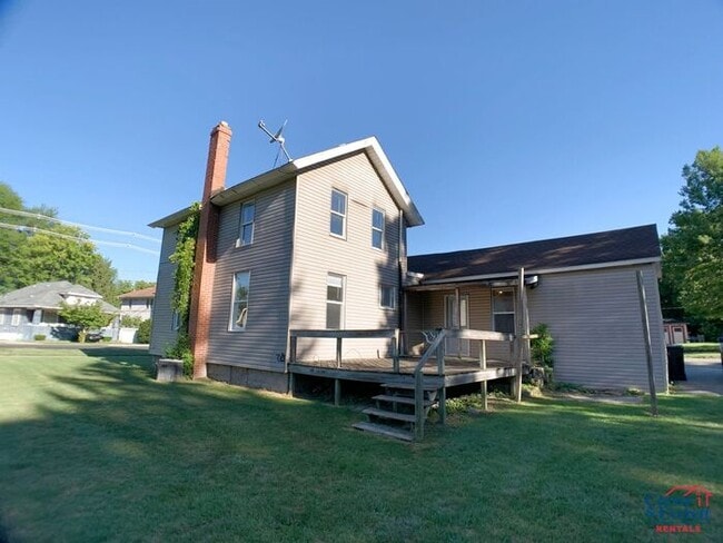 Spacious 3 Bedroom House in Niles