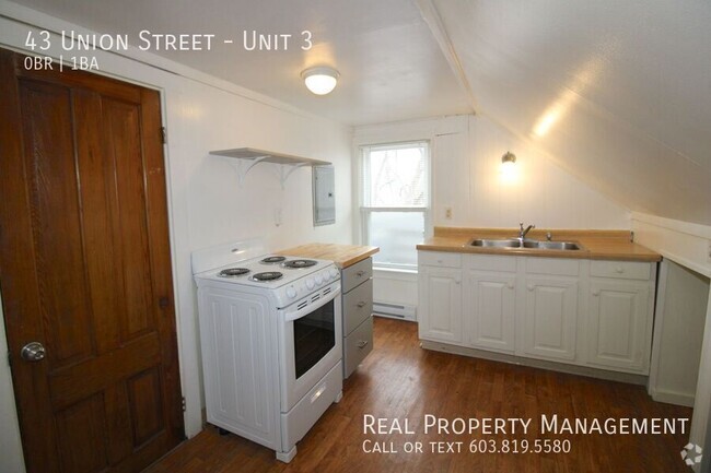 Building Photo - Quaint Studio Apartment Near Downtown Port... Unit 3