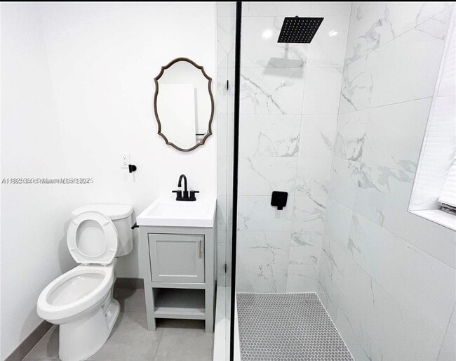 Photo - 2529 NE 181st St