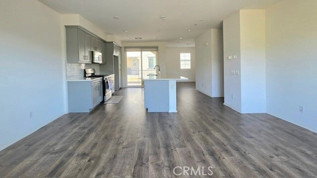 Photo - 8141 Garden Park St