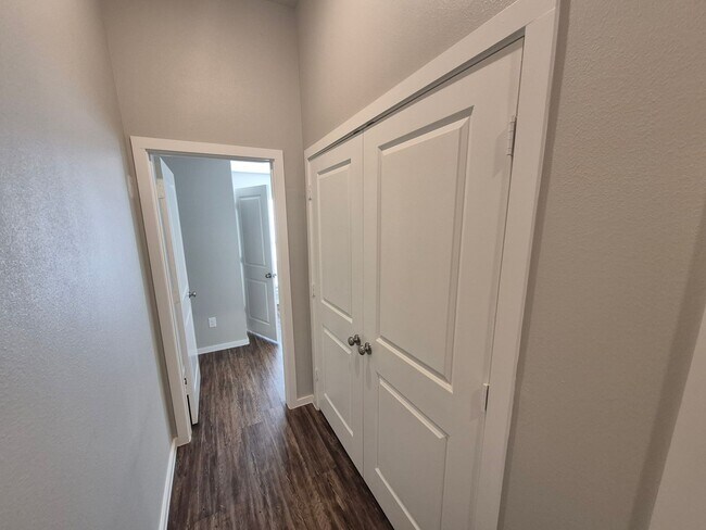 Photo - Cypress Duplex Available Now! Unidad B