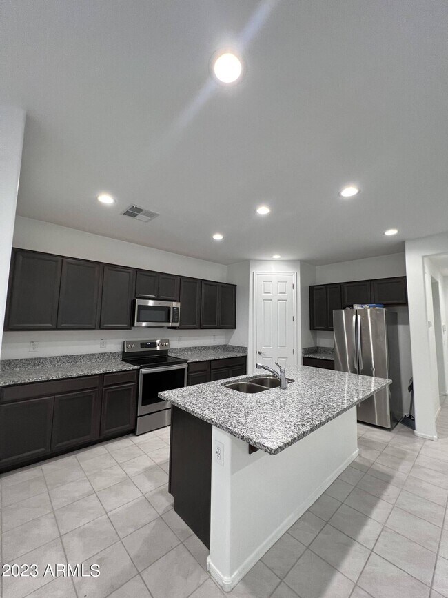 Photo - 1724 E Brandon Dr