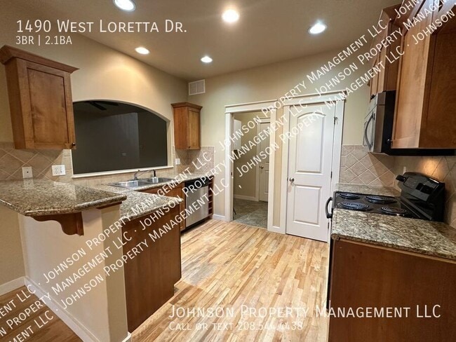 Photo - 1490 W Loretta St