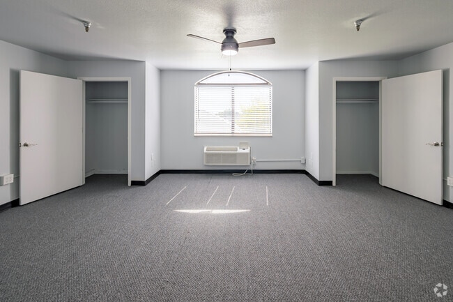 Estudio F1 - 550 pies cuadrados - Sala de estar - Jubilee Residences