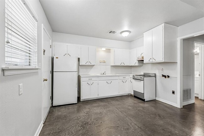 Photo - 528 N Beard Ave