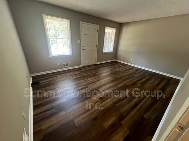 Photo - 8109 Cardav Ct SE