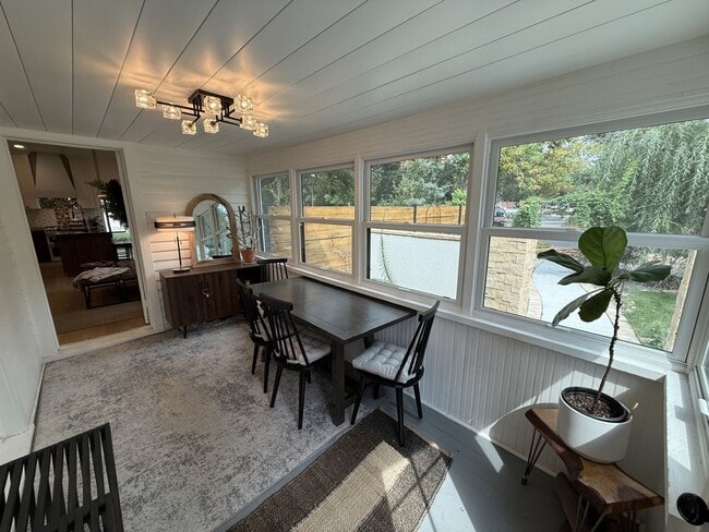 Photo - Fully Furnished Home In Great Location - Just Steps from Old Town