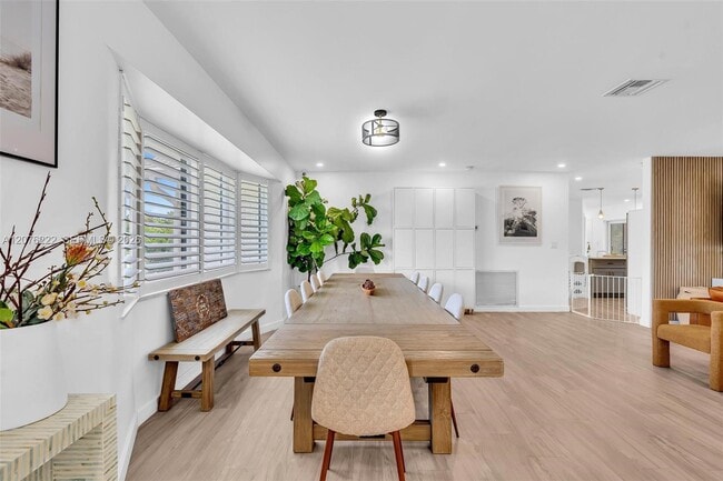 101 SW 75th Ave