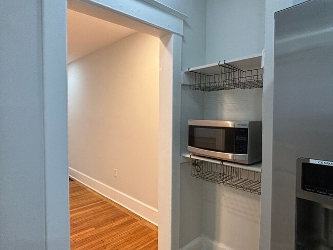 Photo - 2 Bed, 2 Bath Minutes from Downtown!