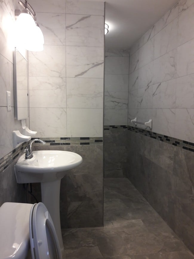 Photo - Courtyard Apartments