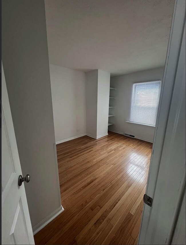 Photo - 20564 Elizabeth Ave