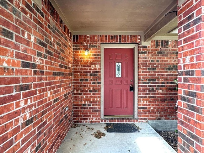 Photo - 202 Lucky Clover Ln