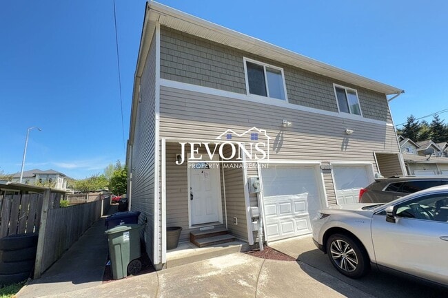 Building Photo - 4538 S Warner St Unit A