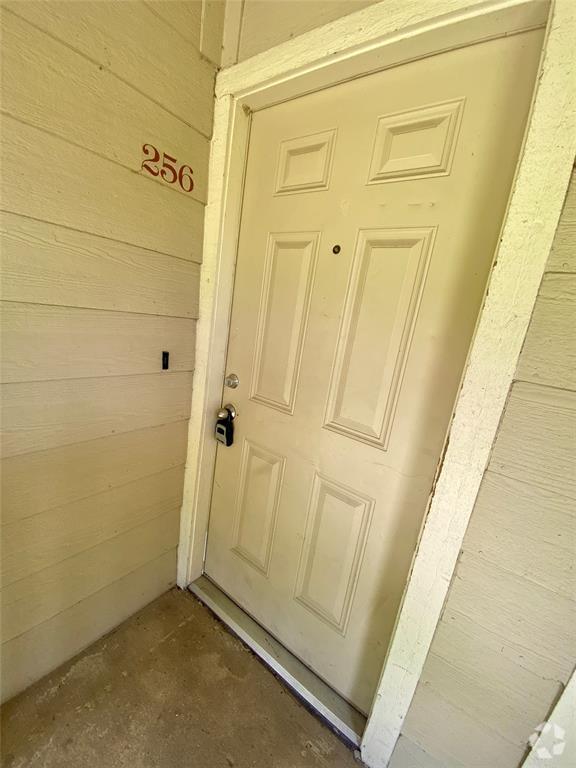 Building Photo - 2501 Gulf Fwy Unit 256D Rental