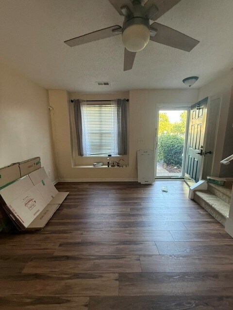 Photo - 225 Pawley Ave