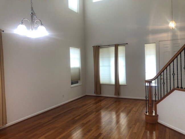 Photo - 2306 Campbell Cir