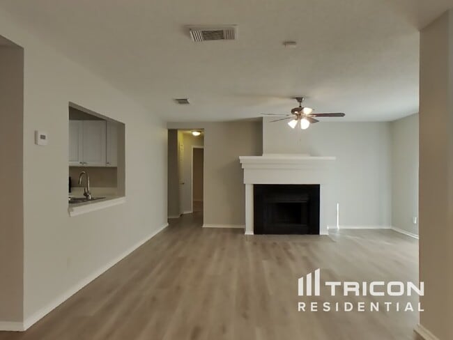 Photo - 8230 Longhorn Ridge Dr