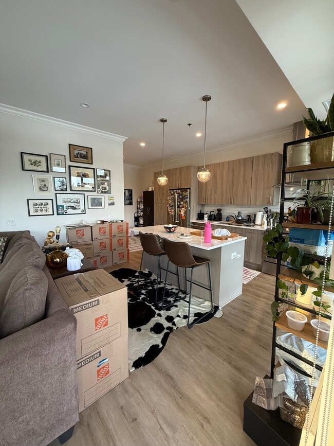 Photo - 835 Lake St Unidad 414