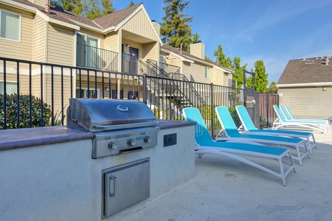 Hidden Oaks Apartments | Citrus Heights, CA | Starting at $1,581