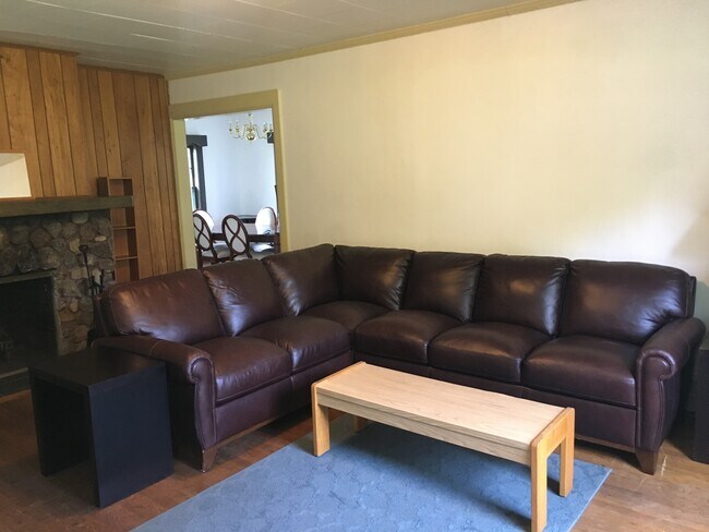 Photo - 105 Worth St Unidad 1