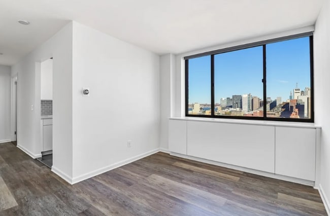 Photo - 520 W 43rd St Unidad 10E