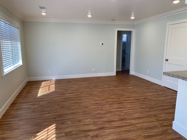 Photo - 3 Bedroom, 1 Bathroom Home in N. Highlands