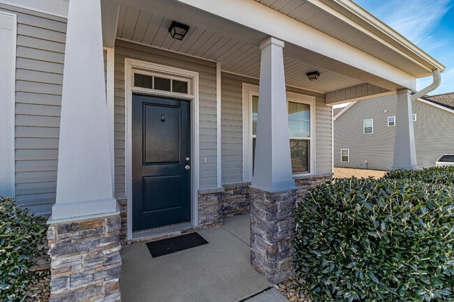 Photo - STUNNING & SPACIOUS! GANDER LAKE 4 BR | 3 BA IN PIKEVILLE SCHOOL DISTRICT *LAWN CARE INCLUDED!*