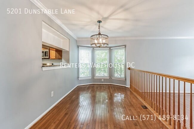 Photo - 5201 Dunstable Ln