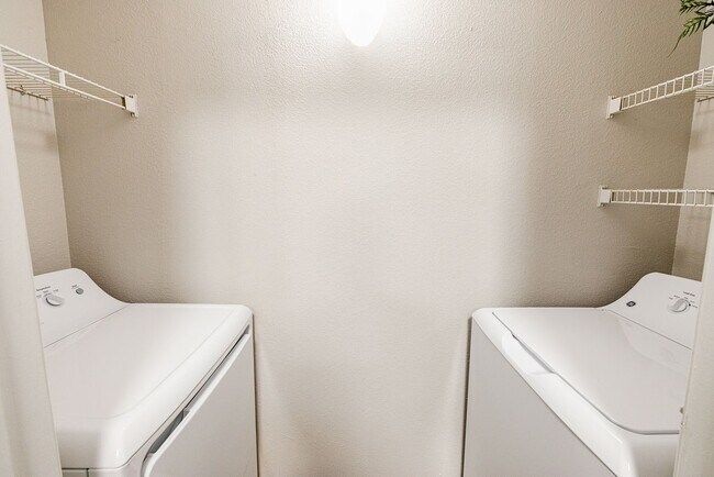 Photo - 12113 Metric Blvd Unit 1033