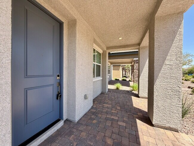 FULLY FURNISHED 3 BED 2.5 BATH 2 CAR GARAGE MODEL HOME FOR RENT IN CADENCE