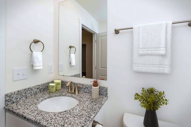 Photo - 2513 Legg Ln