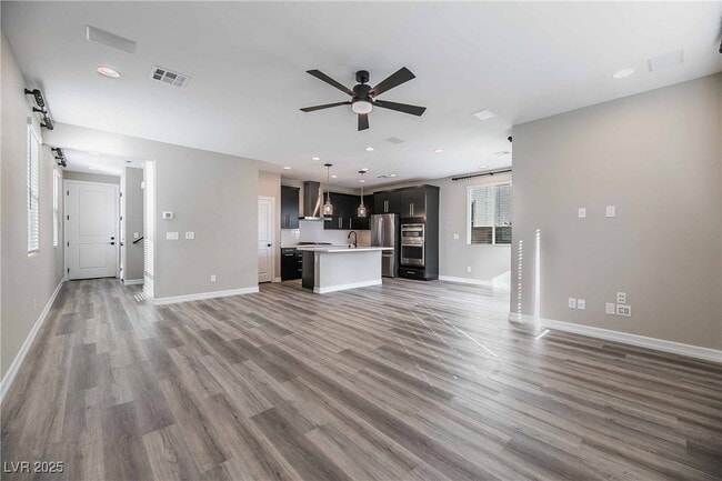 Photo - 4836 SENSITIVE St